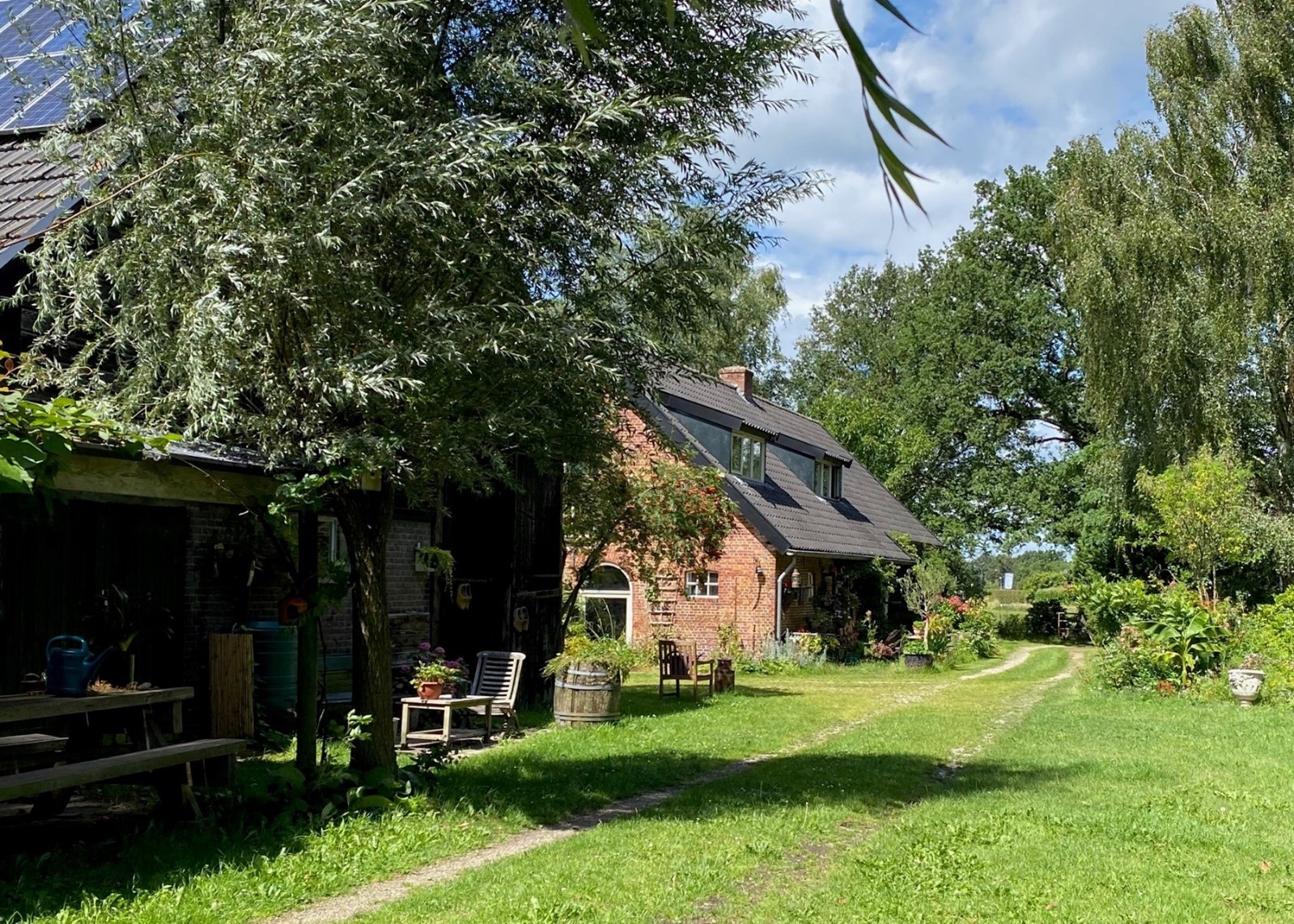 Pareltje van boerderij. Verscholen in Markdal, maar waar?