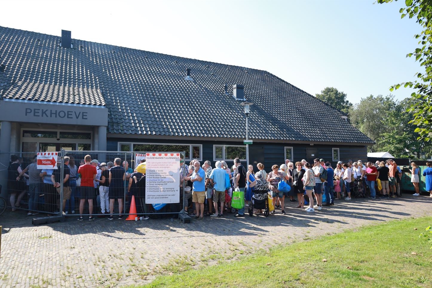 Wachtrij Vlooienmarkt