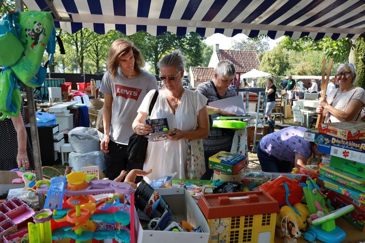 Vlooienmarkt 2023