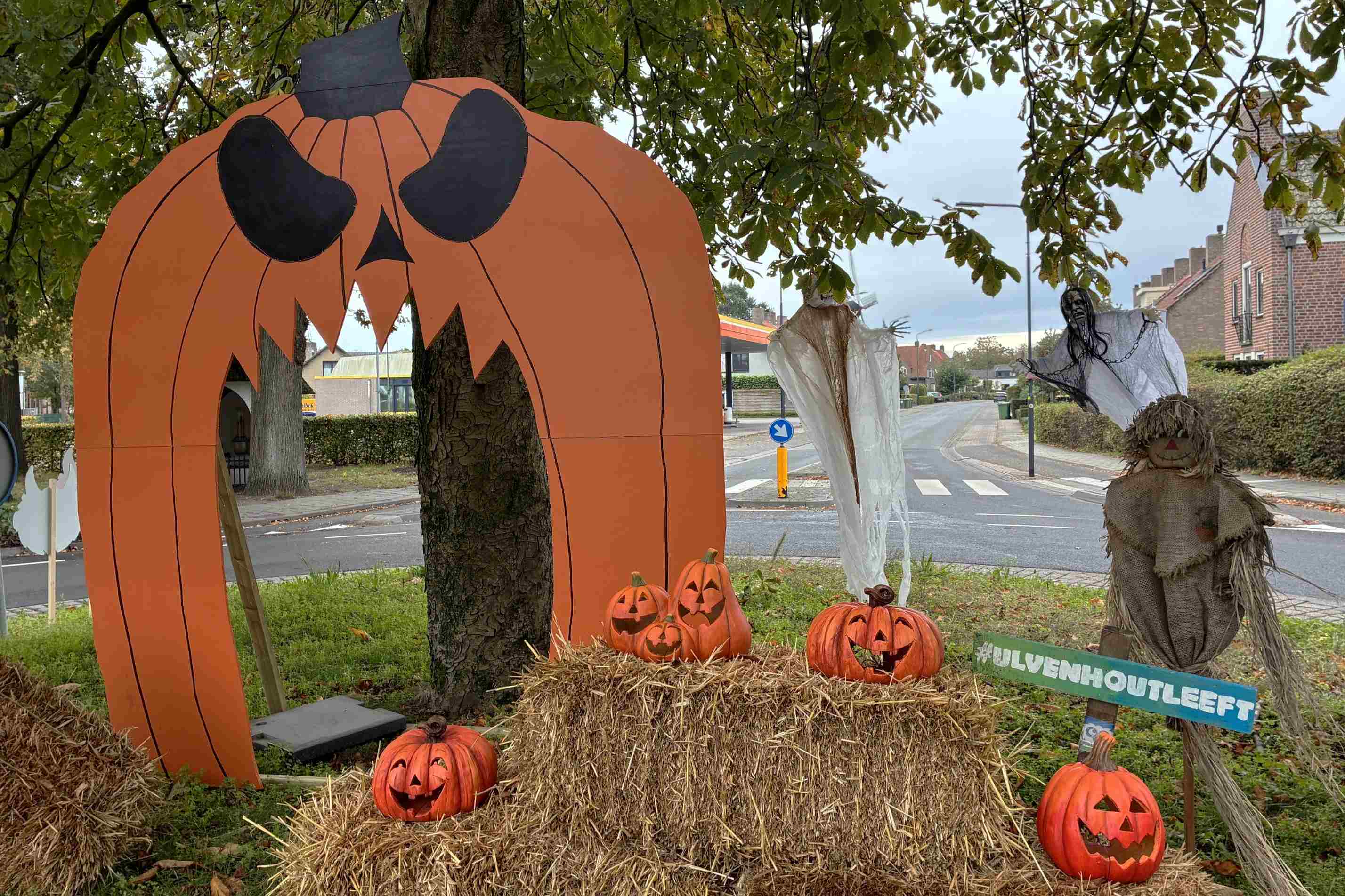 Halloween rotonde Rosmolen