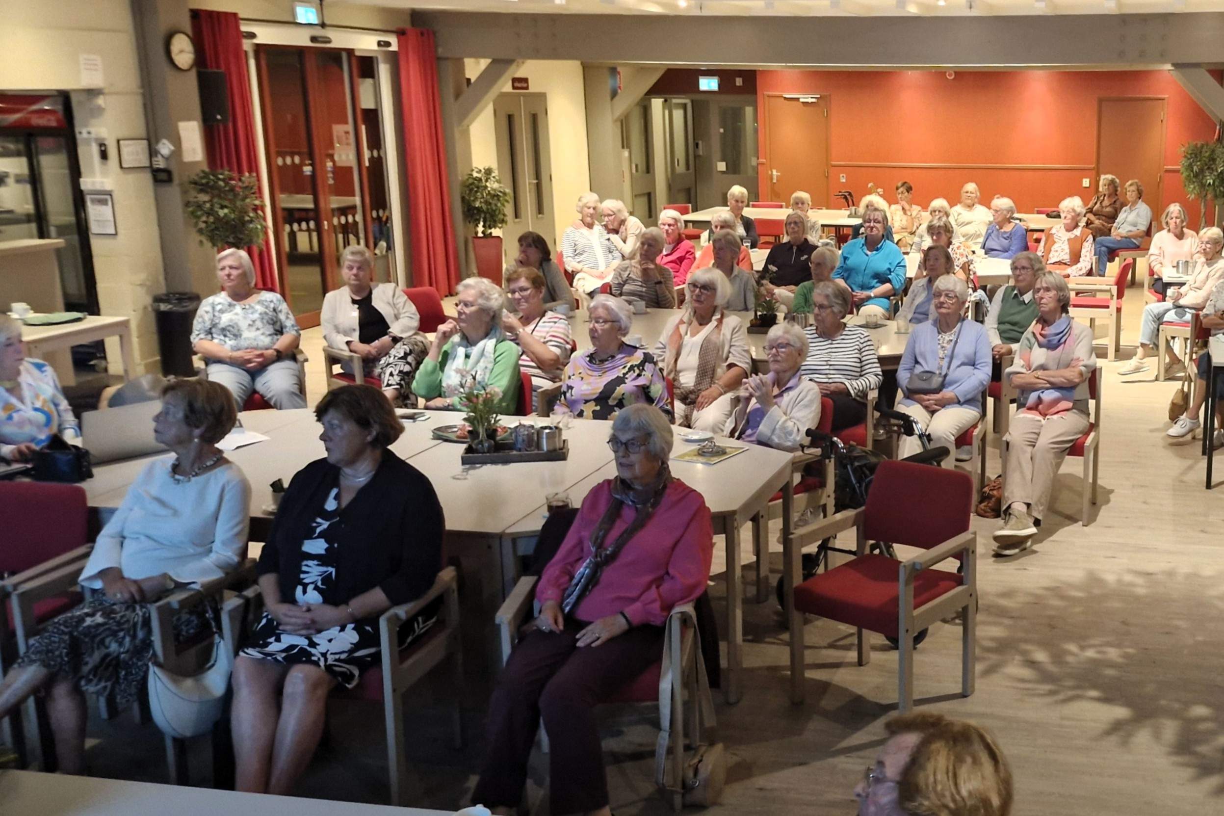 Damescollectief zaal