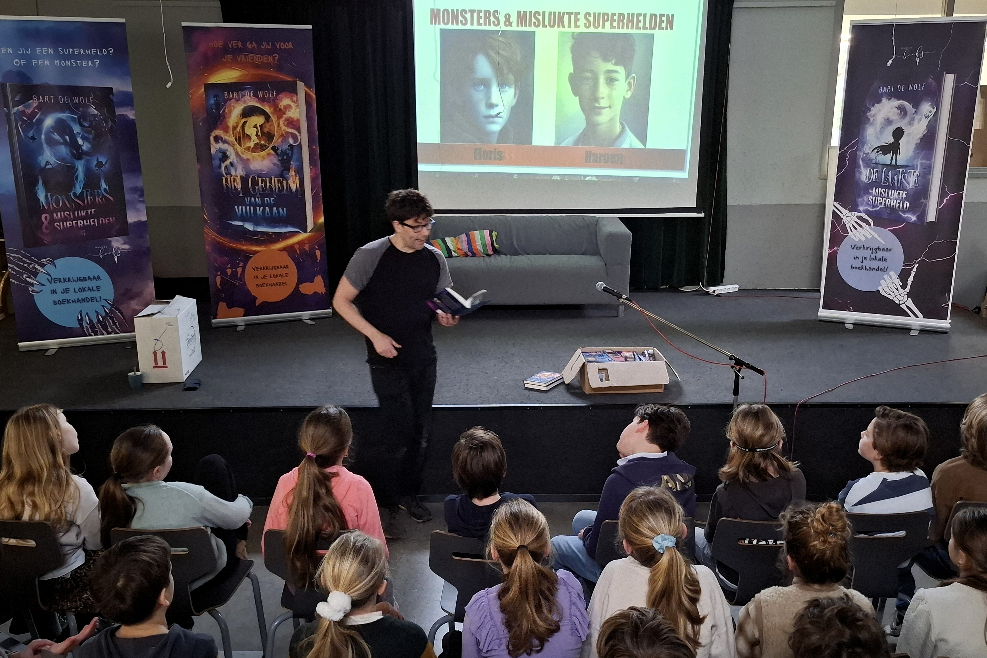 Bezoek van een échte schrijver (Foto: Claudi Lugtenberg)